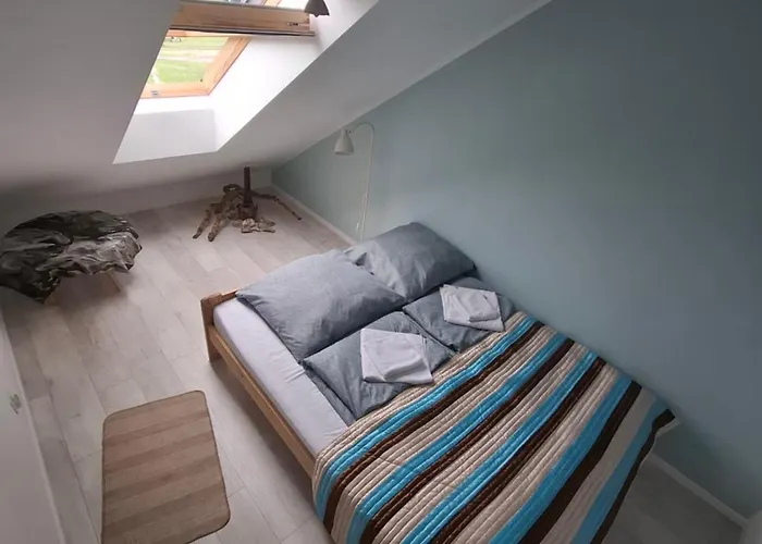 Santorini Apartament *